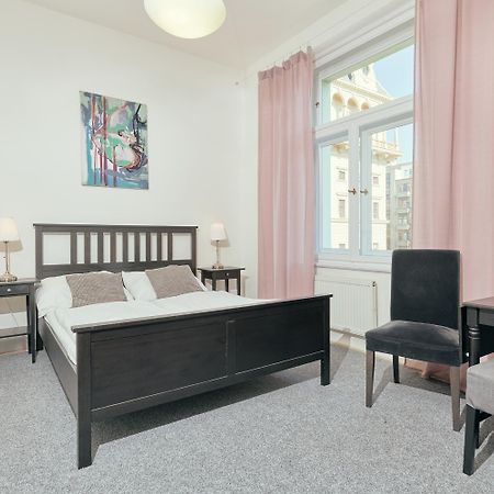 Hostel Mikolase Alse Prague Ngoại thất bức ảnh