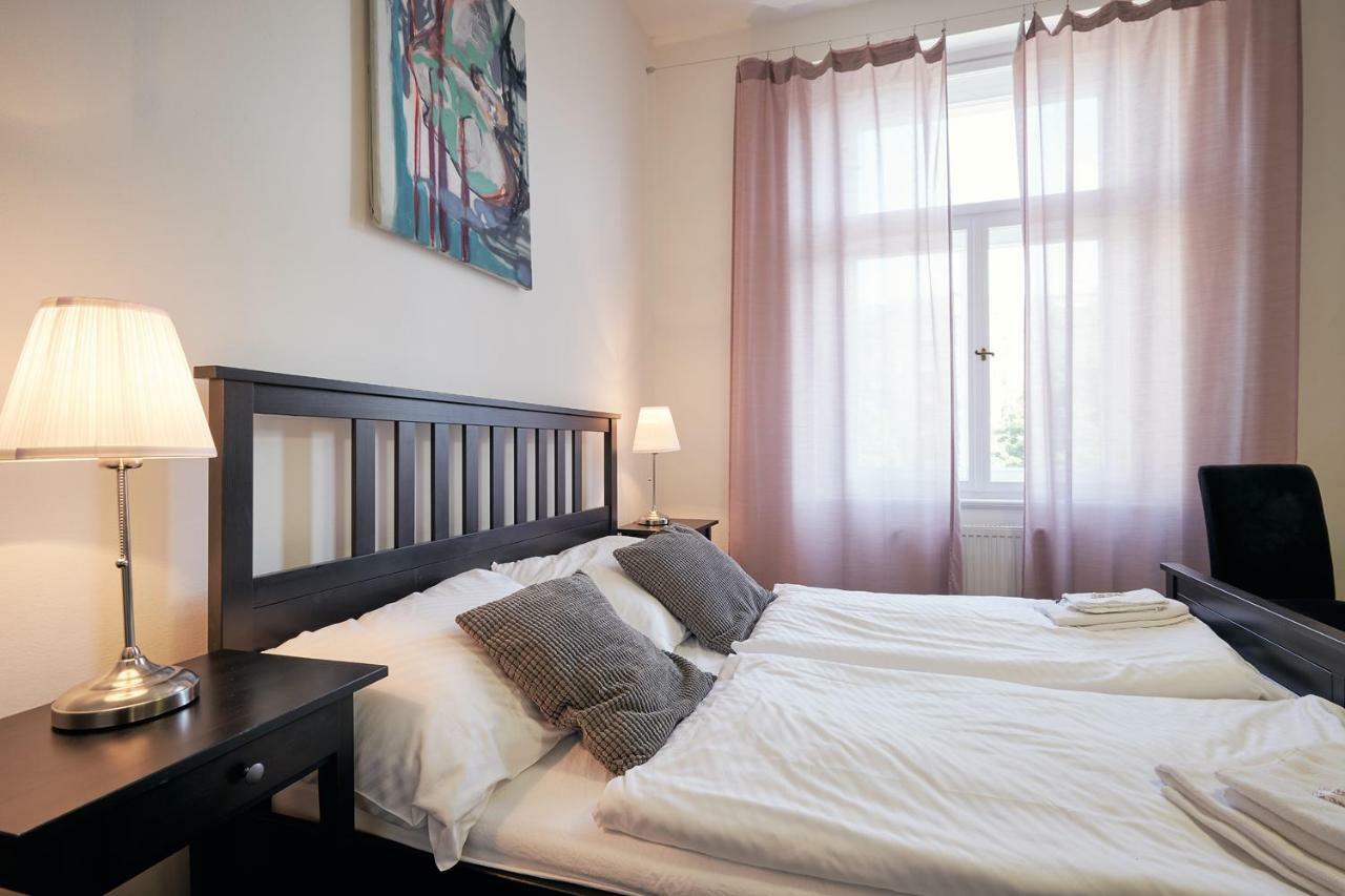 Hostel Mikolase Alse Prague Ngoại thất bức ảnh